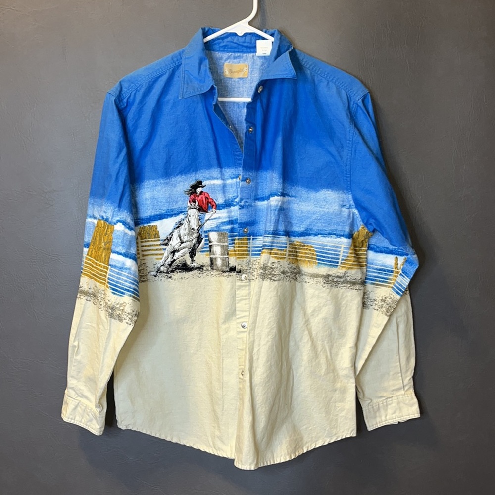Wrangler womens button up (snaps)!